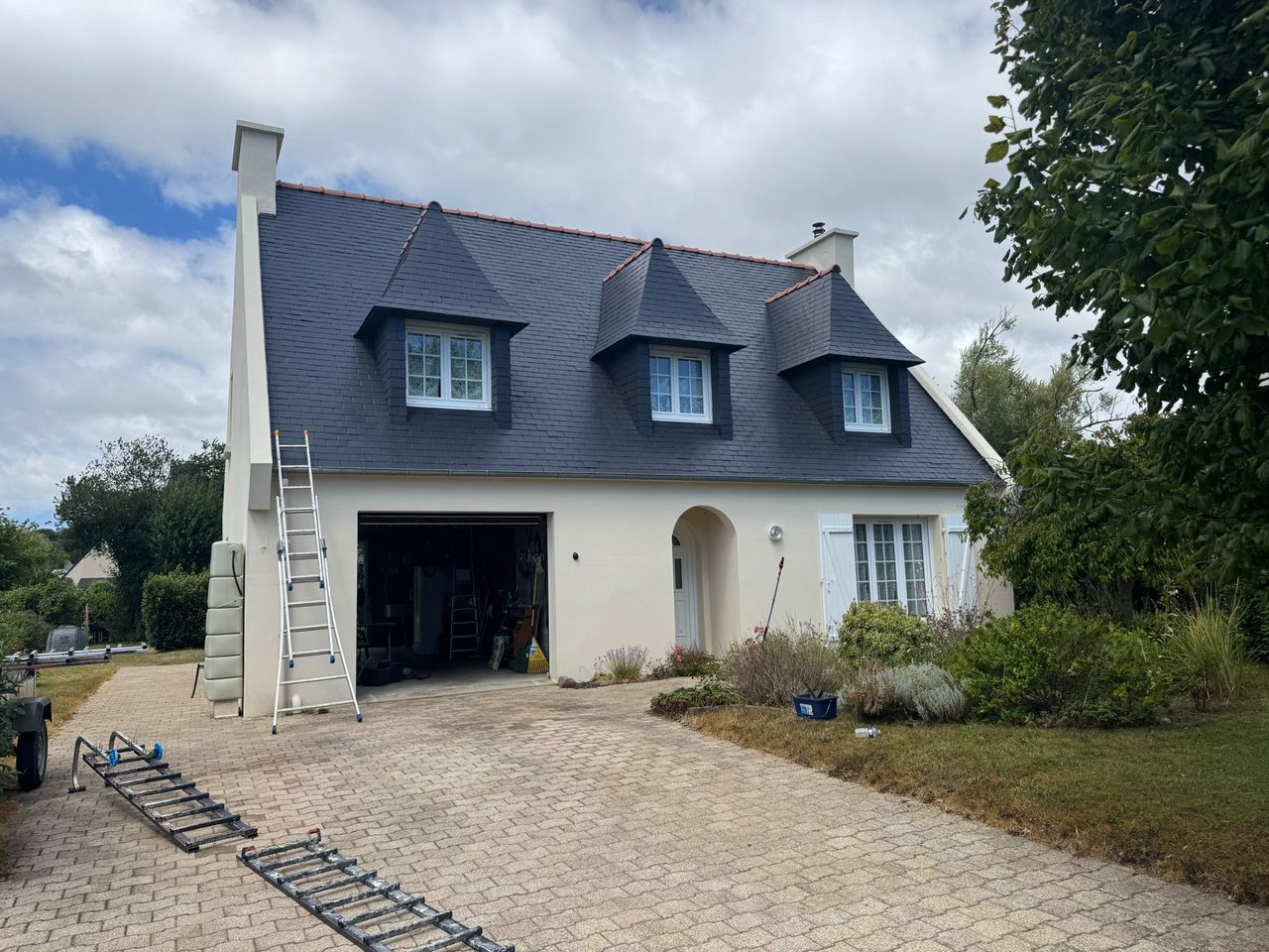 Chantiers de couverture réalisés par RD Renovation à Brest et dans le Finistère